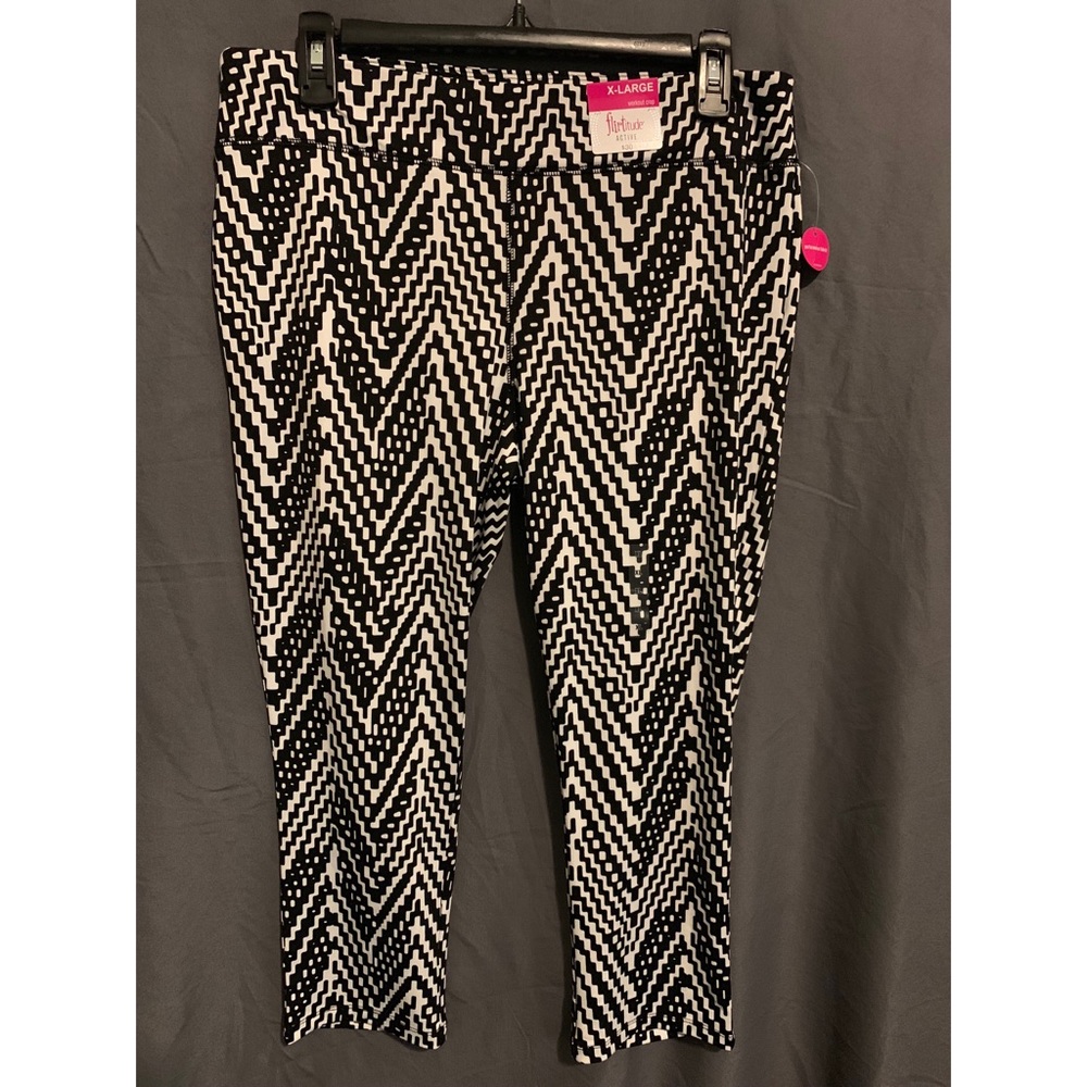 Flirtitude Printed Leggings